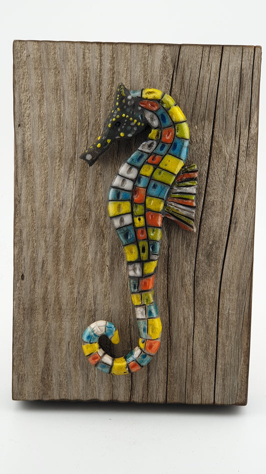 Hippocampe / Tableau raku sur bois flotté